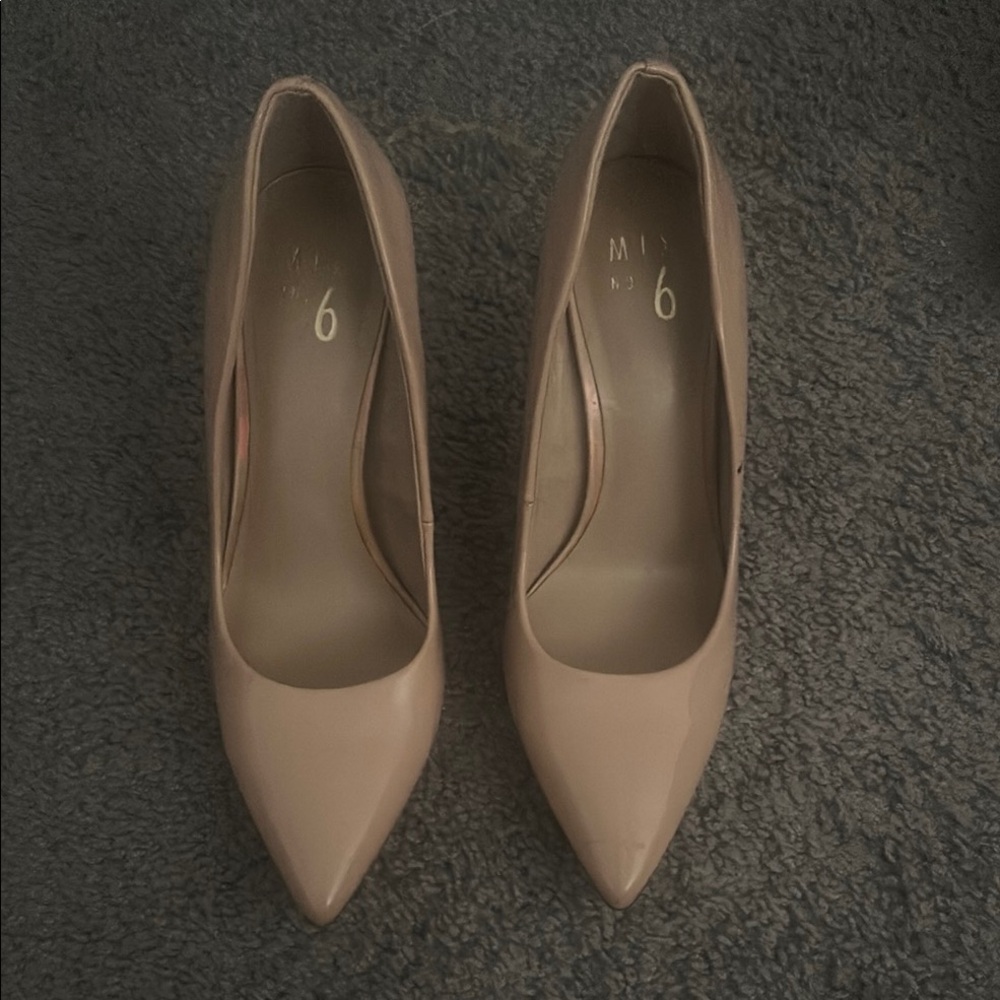 Mix No. 6 Tan Heels Classic Pointed-Toe